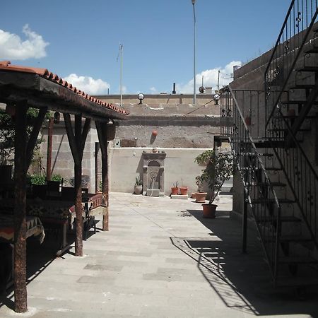 Maison d'hôtes Kadir'S Antiq Gelveri House à Guzelyurt Extérieur photo